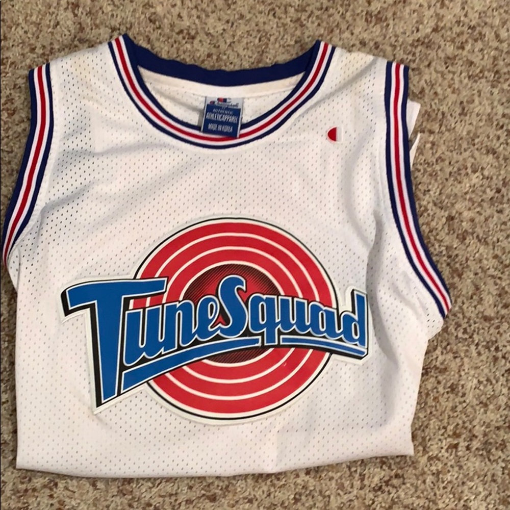 michael jordan tune squad shoes